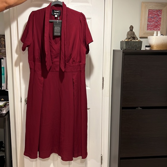 Mod cloth x Collectif plus size dress - Picture 3 of 8